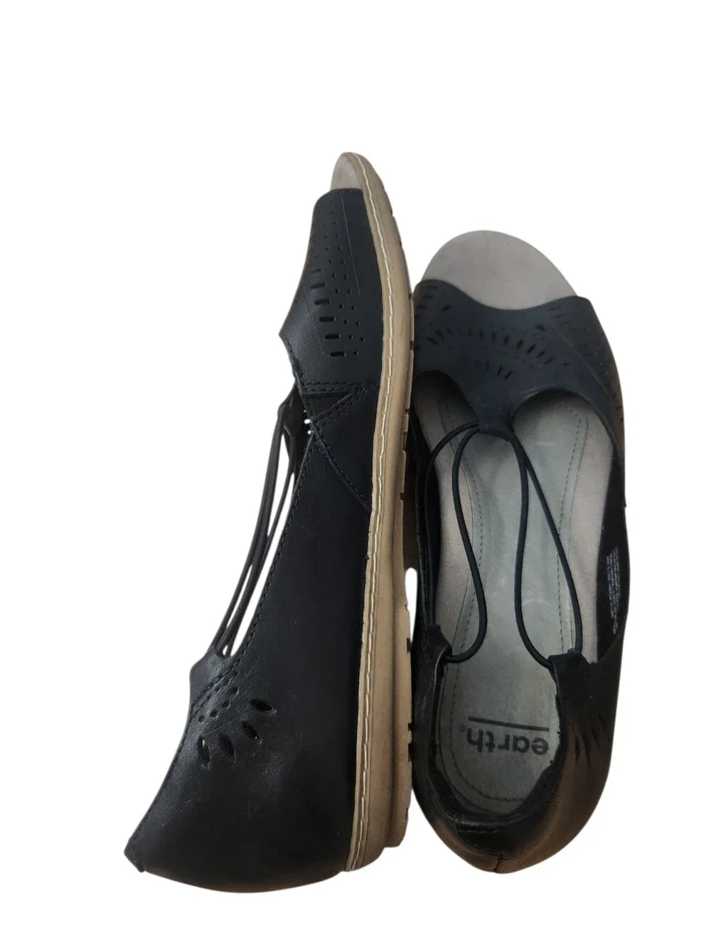 Earth Shoes Black Leather Womens Size 11 M Camellia Nauset Cut Out Open Toe Flat